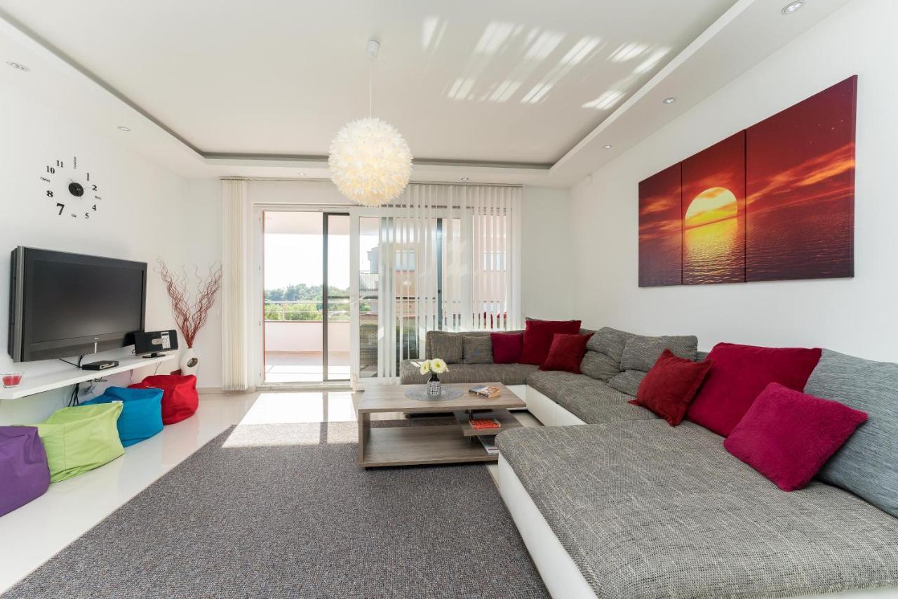 זאטון Vila Zatona Sunset With Heated Swimming Pool מראה חיצוני תמונה