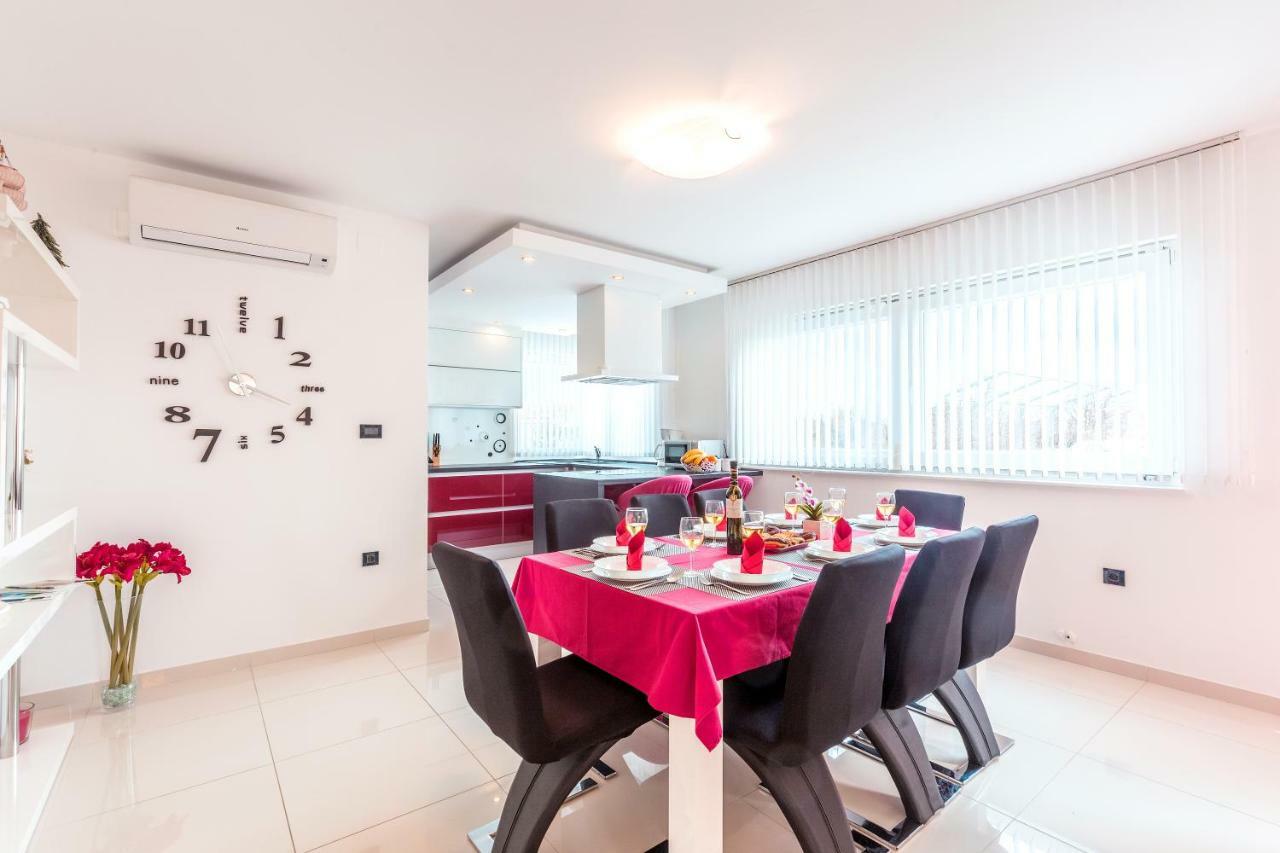 זאטון Vila Zatona Sunset With Heated Swimming Pool מראה חיצוני תמונה